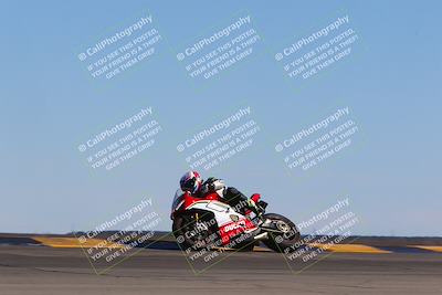 media/Mar-12-2022-SoCal Trackdays (Sat) [[152081554b]]/Turn 9 Side (145pm)/